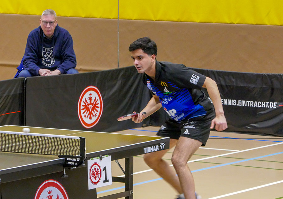 P1090959 Rogelio Castro 900px